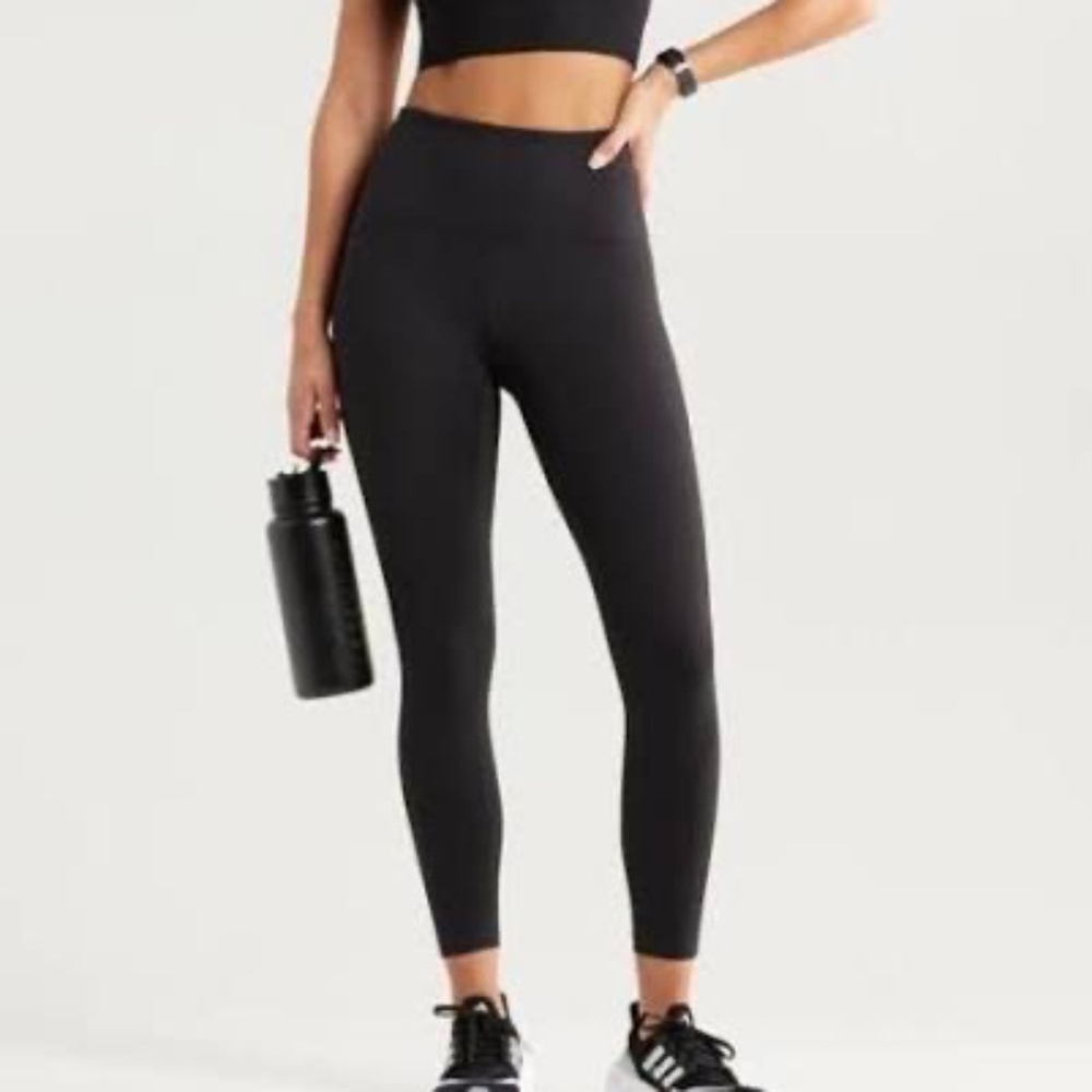 NWOT Zella Black High Waisted Live-In 7/8 Three Pocket Legging Women's Size XS